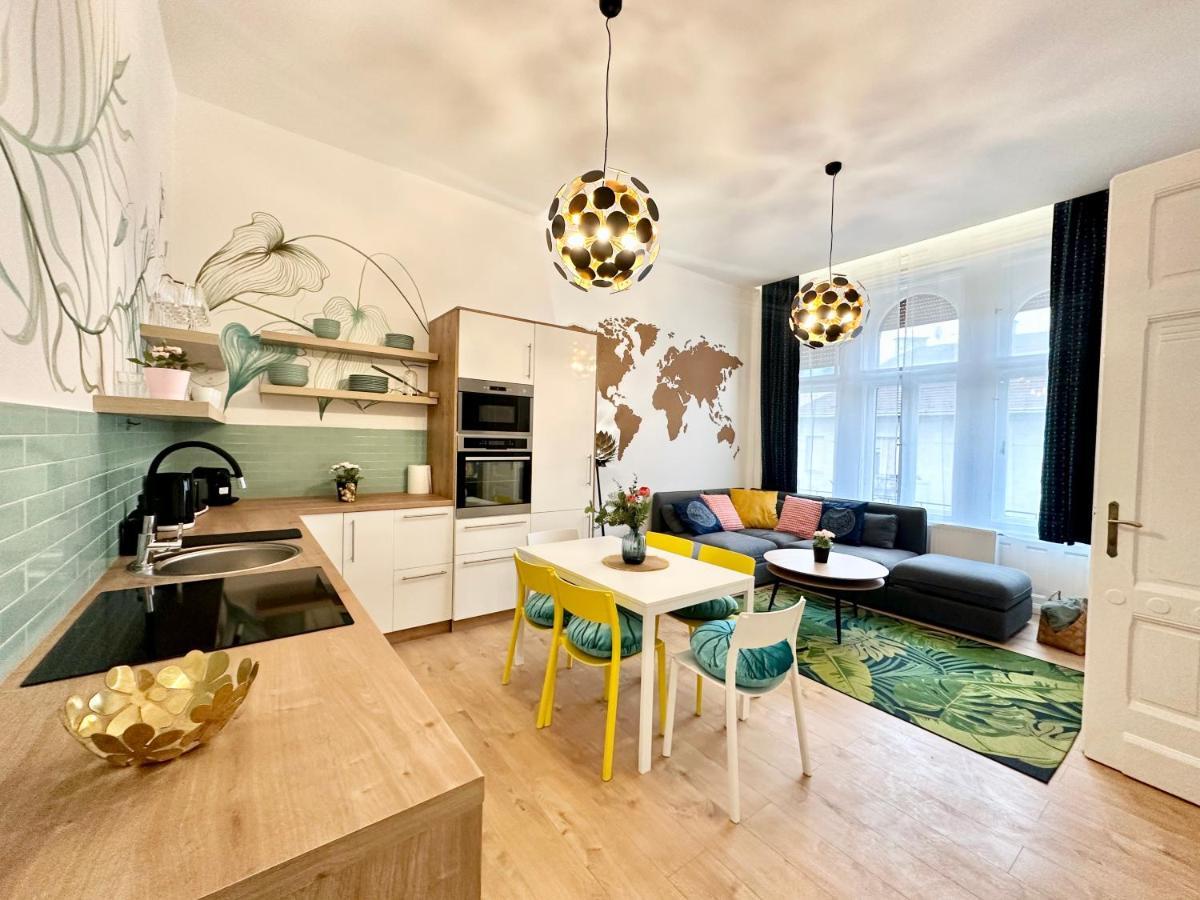 Luxory Design Apartment#Bakats#Freeparking#8Ppl ブダペスト エクステリア 写真