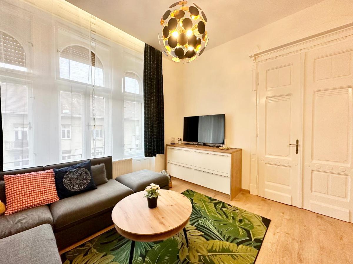 Luxory Design Apartment#Bakats#Freeparking#8Ppl ブダペスト エクステリア 写真